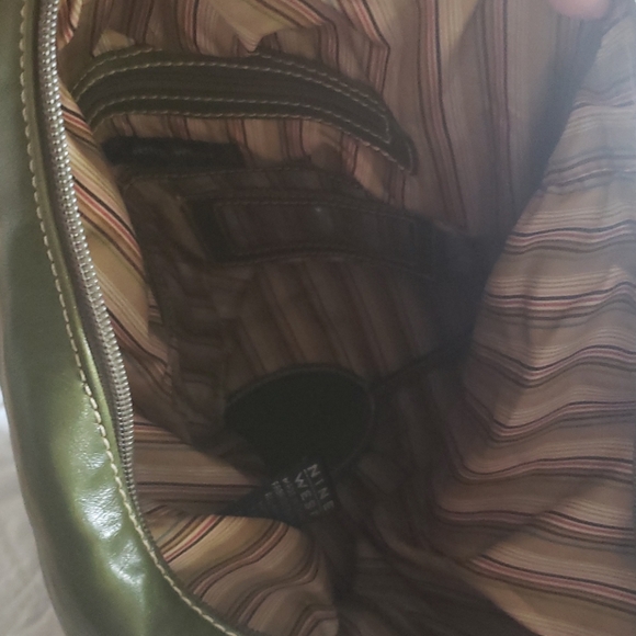 Nine West purse/backpack - Picture 4 of 6